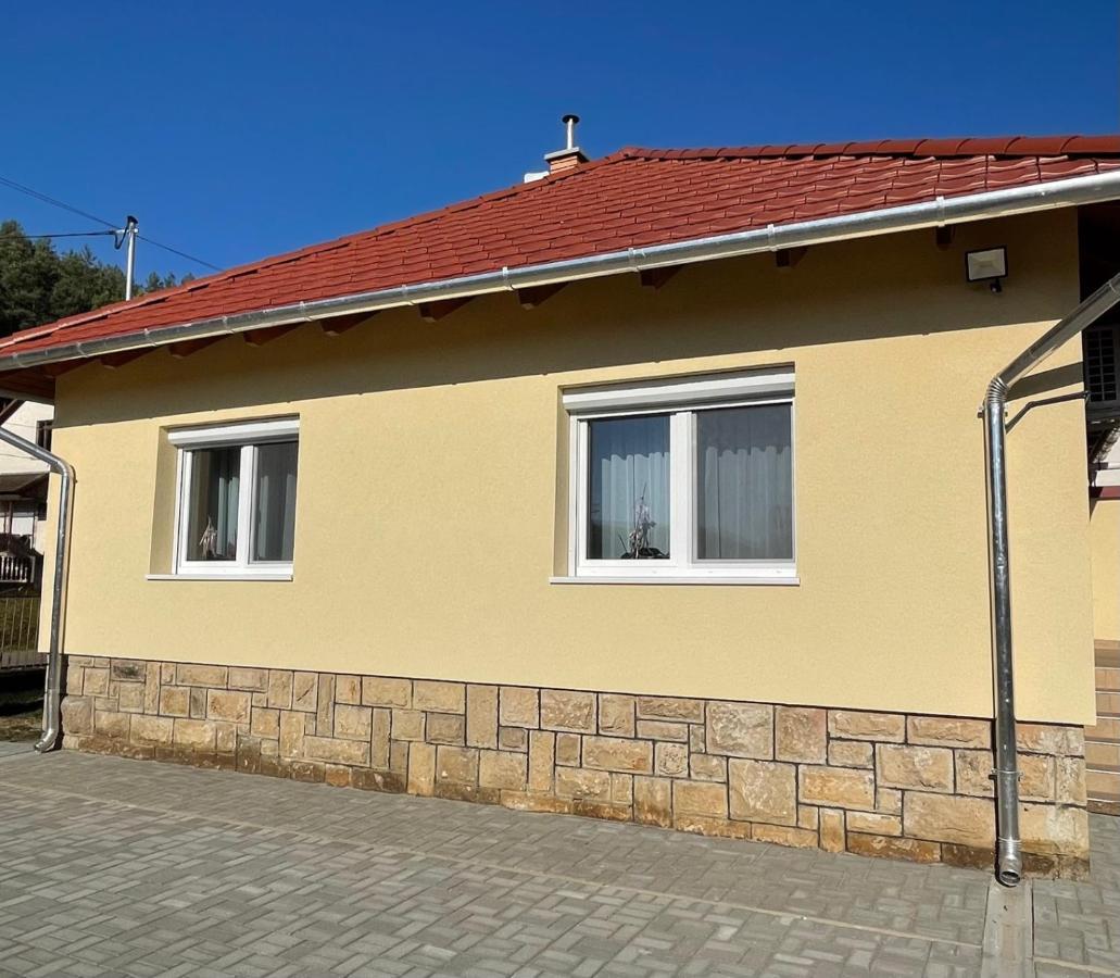 Kristof Vendeghaz Hotel Bukkszek Exterior photo